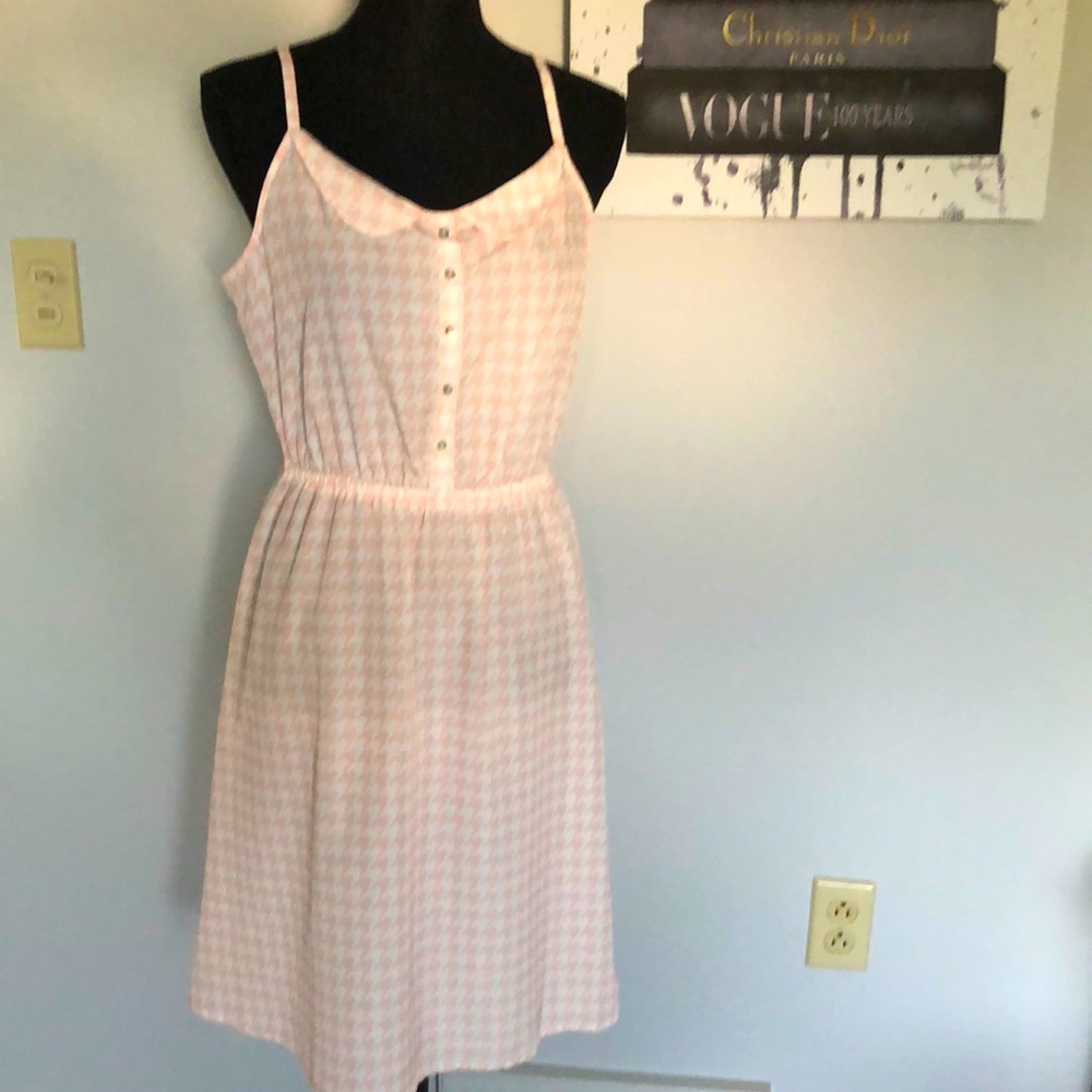 Kardashian Kollection pink and white houndstooth print sundress button detailing